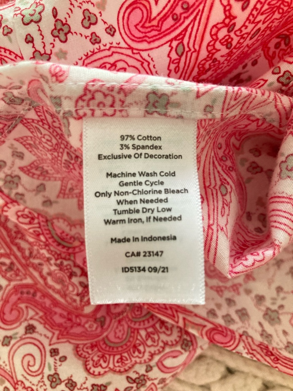 Talbots Pink and White Paisley Sleeveless Non-Iron Button-Down - Picture 8 of 8